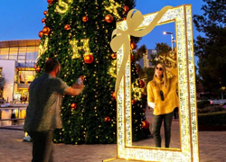 christmas commercial photo op